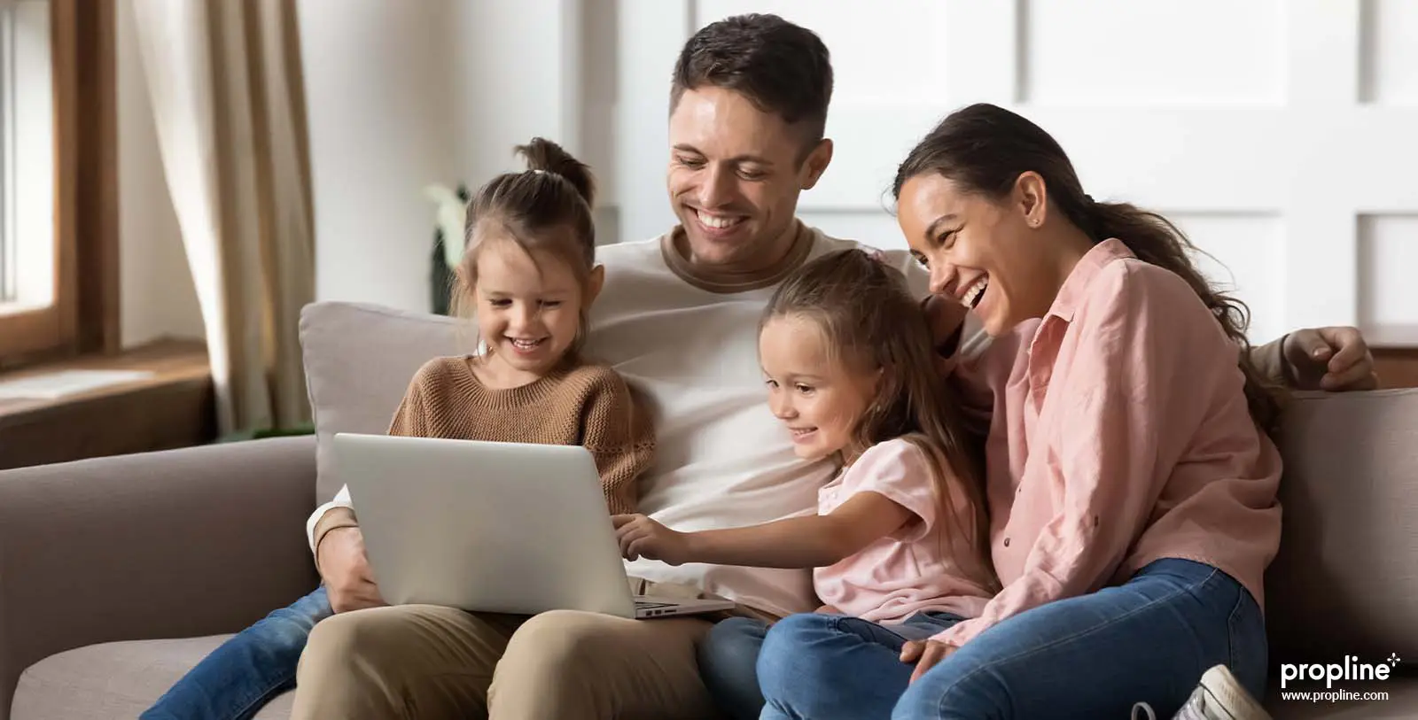 A family visiting an engaging property website